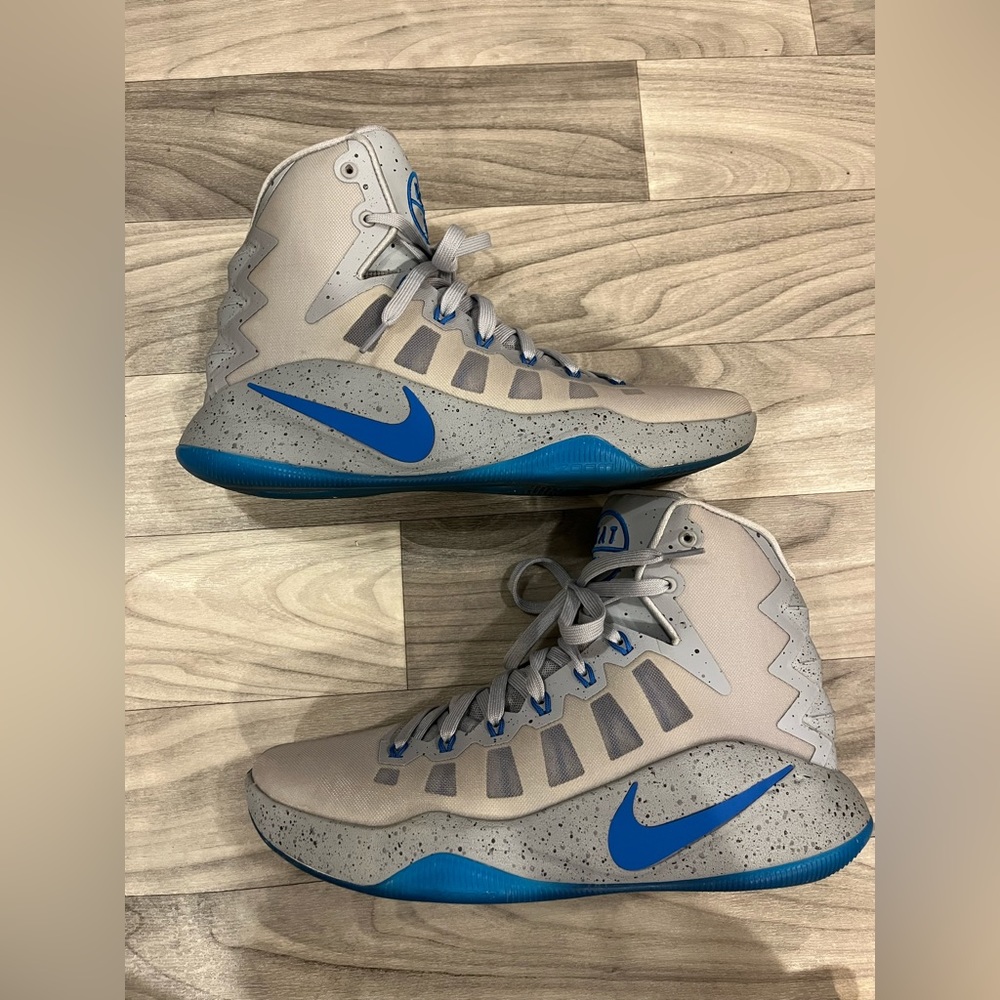 Nike Hyperdunk 2016 Player Exclusive “Karl Anthony Towns”